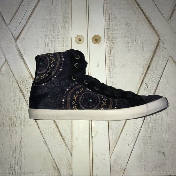 Desigual high top wearable art sneakers lace up geometric print EU 37 Us 6.5 - Picture 4 of 9